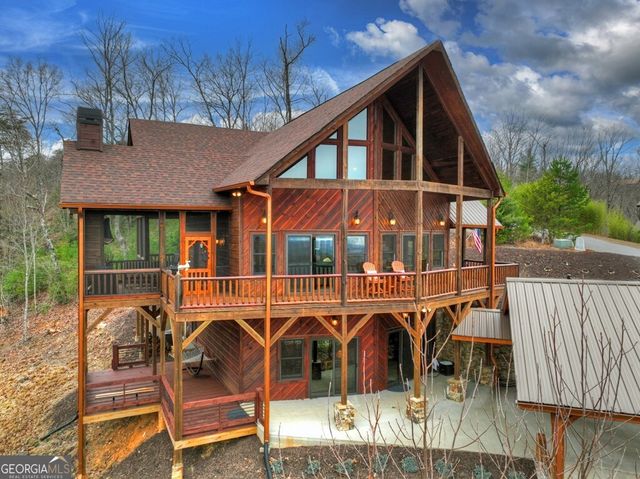 467 Deer Crest Road, Blue Ridge, GA 30513