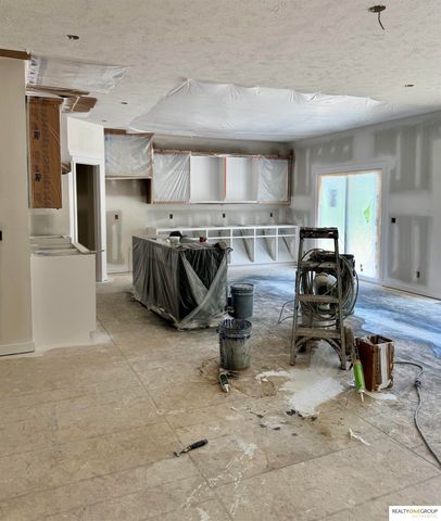 2206 Citta Circle, Bellevue, NE 68147