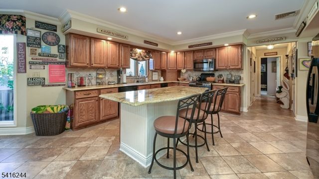 6 Brentwood Ct, Wayne Twp., NJ 07470