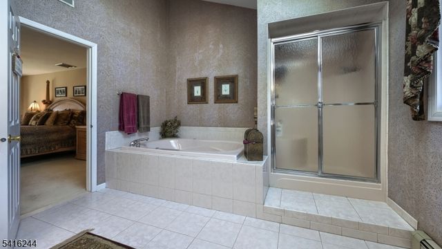 6 Brentwood Ct, Wayne Twp., NJ 07470