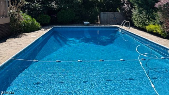 6 Brentwood Ct, Wayne Twp., NJ 07470