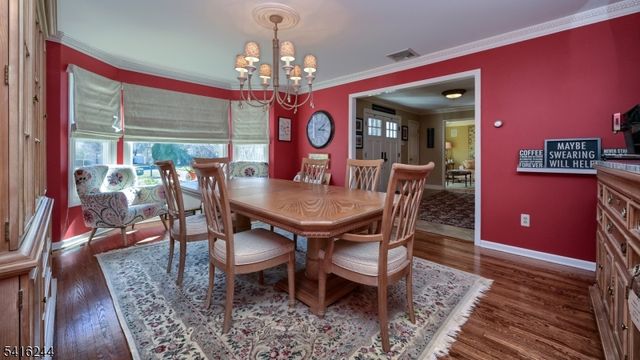 6 Brentwood Ct, Wayne Twp., NJ 07470