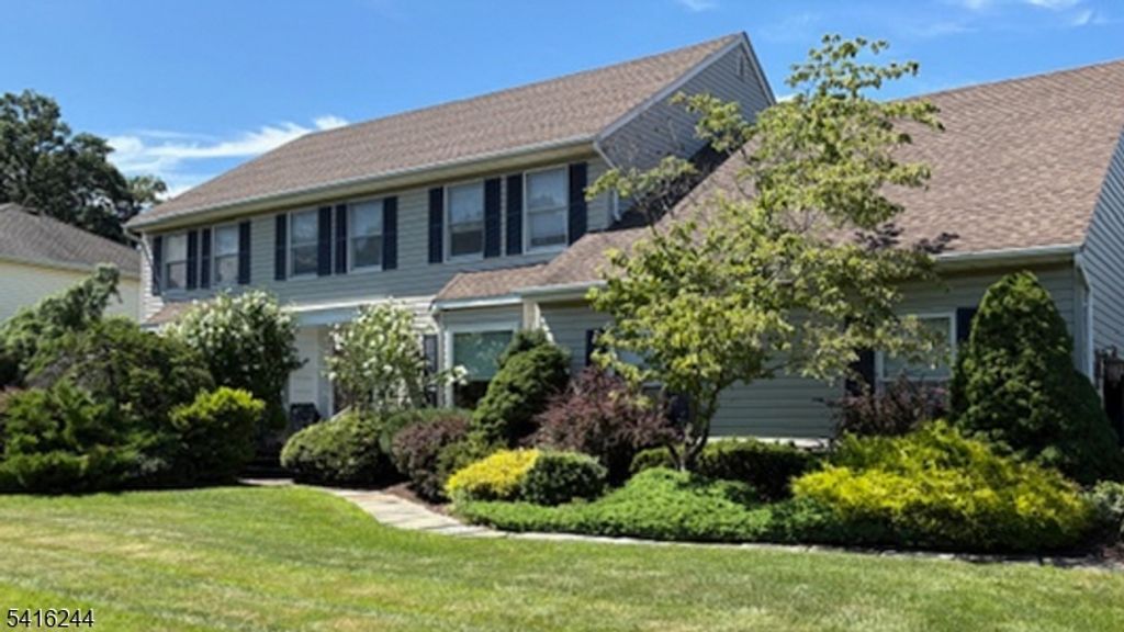 6 Brentwood Ct, Wayne Twp., NJ 07470