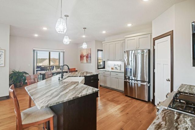 2120 Violet Lane, Faribault, MN 55021