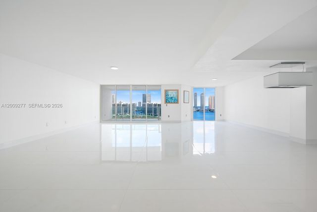 3201 NE 183rd St 1702, Aventura, FL 33160