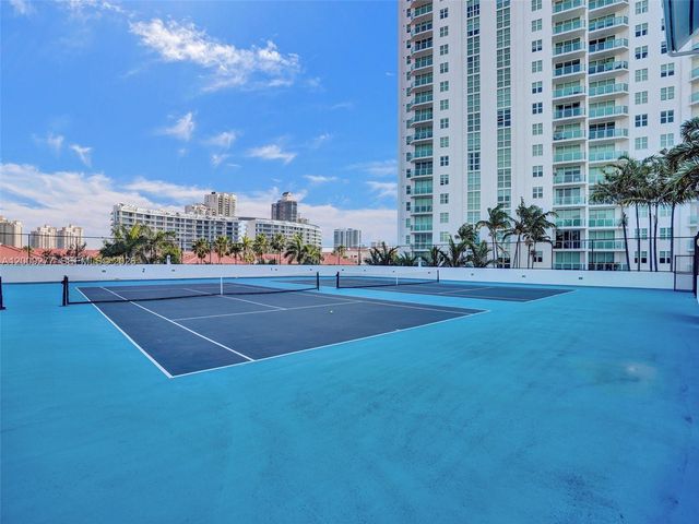 3201 NE 183rd St 1702, Aventura, FL 33160