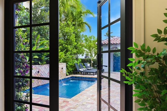201 Murray Road, West Palm Beach, FL 33405