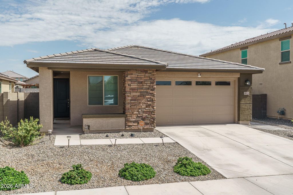 18828 W PALO VERDE Drive, Litchfield Park, AZ 85340