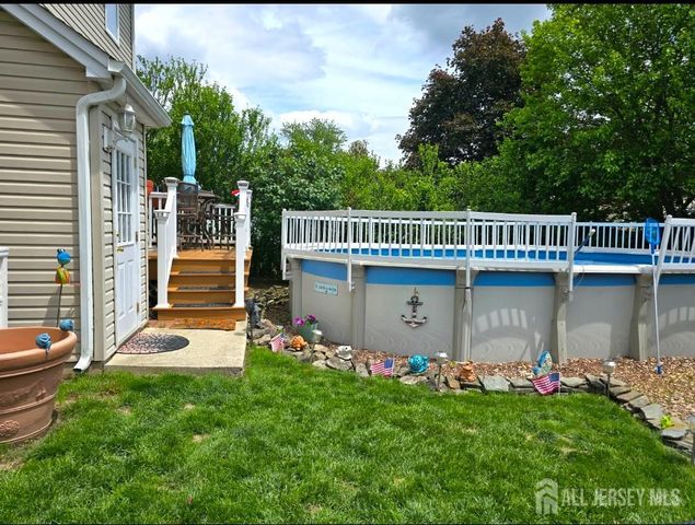 544 Edgeworth Street, Middlesex, NJ 08846