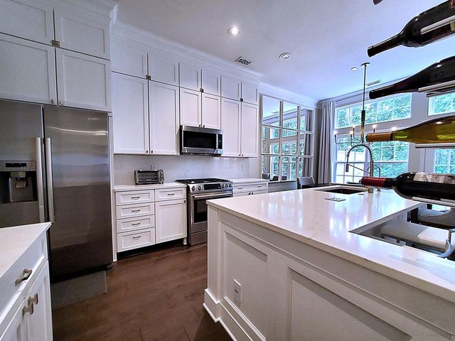 2424 Draymohr, Mount Pleasant, SC 29466