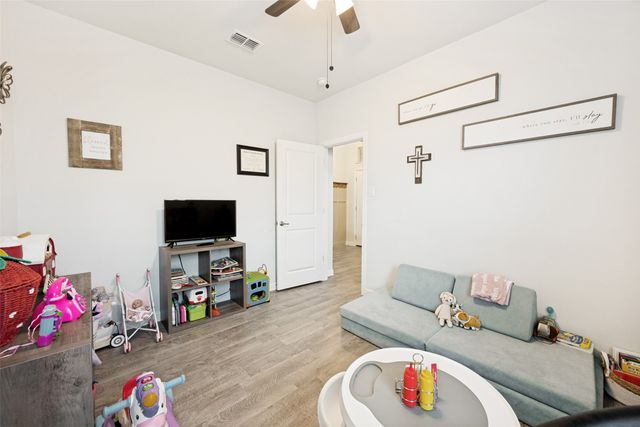 1102 Dublin Drive, Cleburne, TX 76033