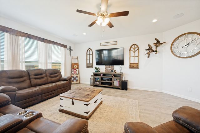 1102 Dublin Drive, Cleburne, TX 76033