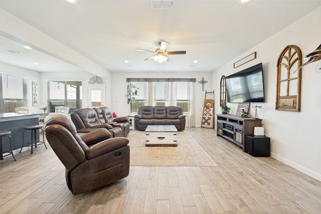 1102 Dublin Drive, Cleburne, TX 76033