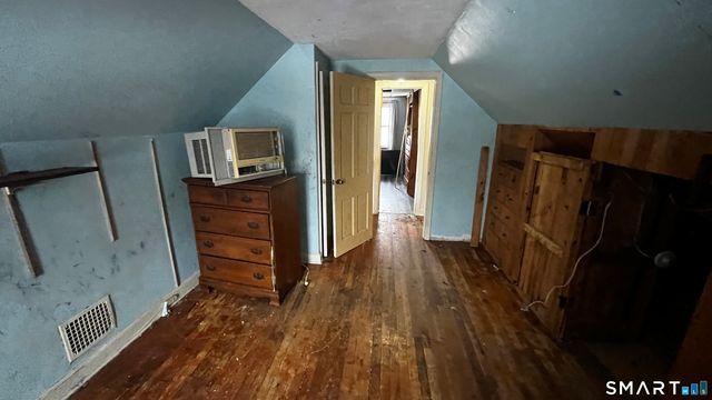 175 Moody Street, Bristol, CT 06010