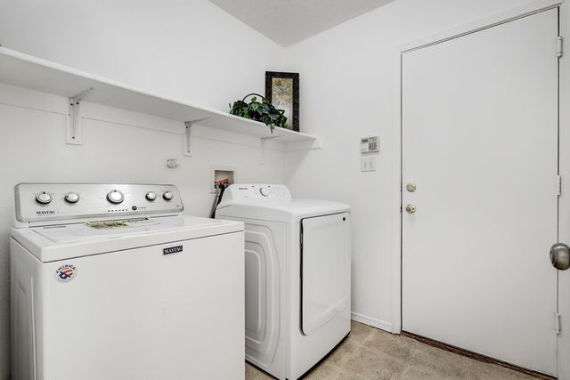 3005 Pagosa Meadows Drive NE, Rio Rancho, NM 87144