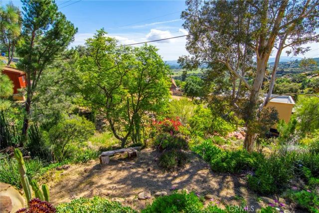 7158 Leota, Canoga Park, CA 91304