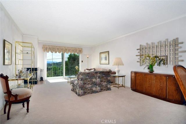 7158 Leota, Canoga Park, CA 91304