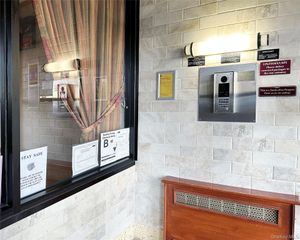 2015 Saint Paul Avenue 5F, Bronx, NY 10461