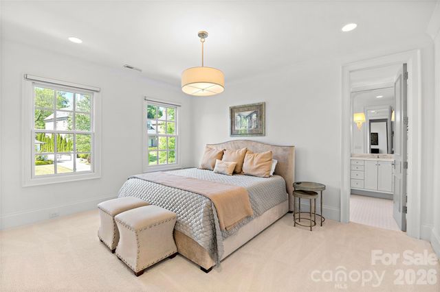5917 Saint John Lane, Charlotte, NC 28210