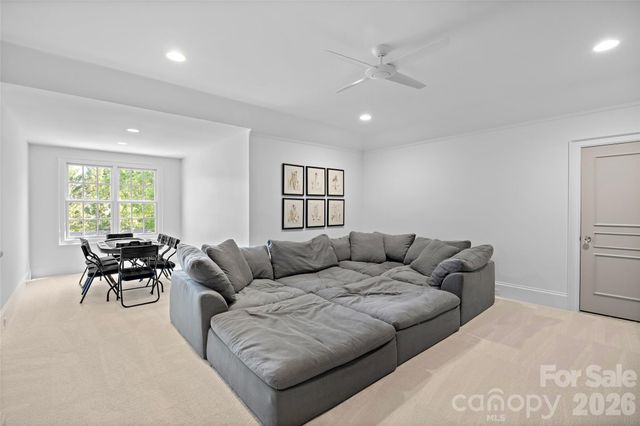 5917 Saint John Lane, Charlotte, NC 28210