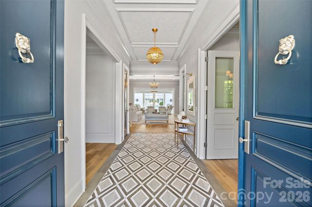 5917 Saint John Lane, Charlotte, NC 28210