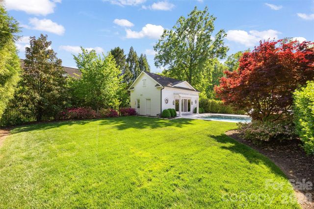 5917 Saint John Lane, Charlotte, NC 28210