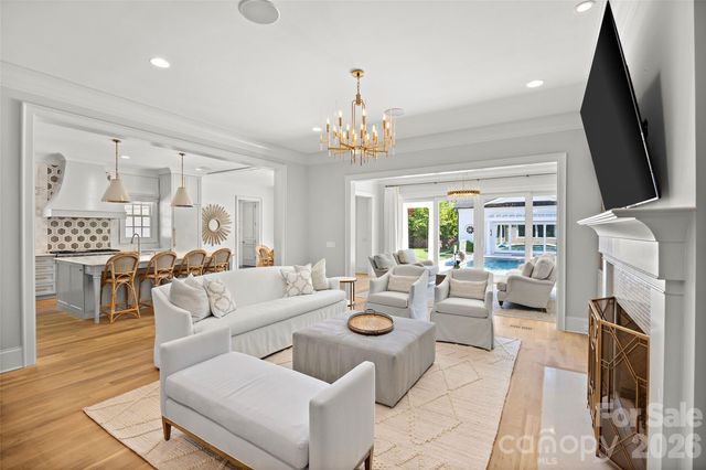 5917 Saint John Lane, Charlotte, NC 28210