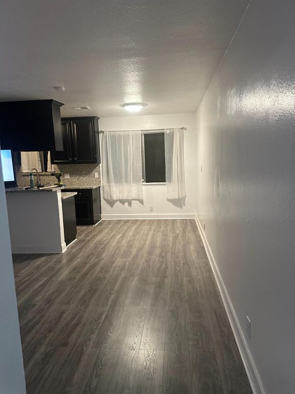 420 E Bianchi Rd #4, Stockton, CA 95207