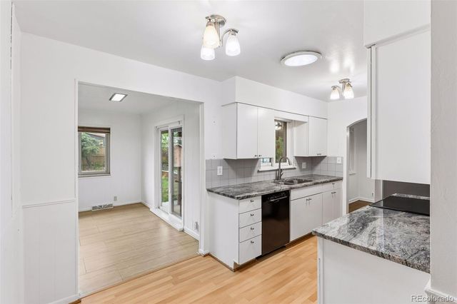 3225 W Chenango Avenue, Englewood, CO 80110