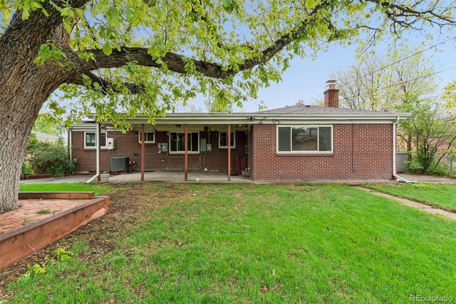 3225 W Chenango Avenue, Englewood, CO 80110