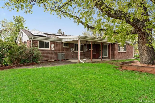 3225 W Chenango Avenue, Englewood, CO 80110
