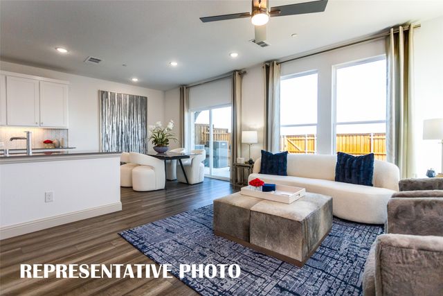 3729 Pierce Lane, Grand Prairie, TX 75052