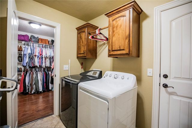 955 Stone Street, Cave Springs, AR 72718