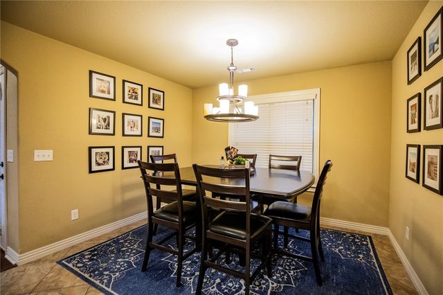 955 Stone Street, Cave Springs, AR 72718