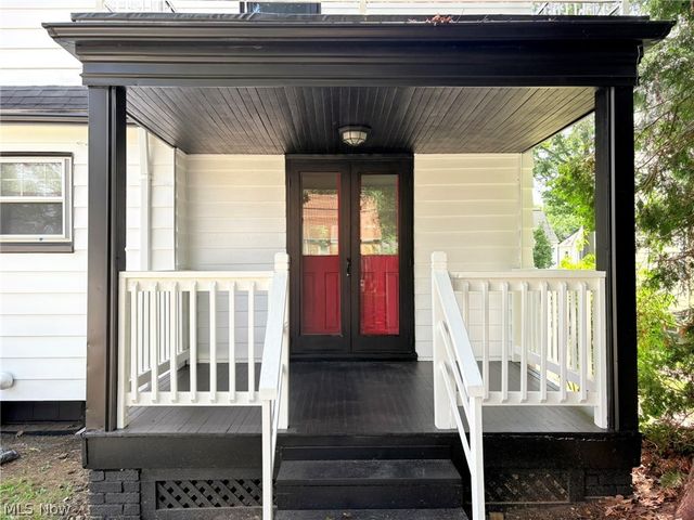 17706 Ponciana Avenue, Cleveland, OH 44135