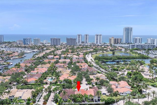 1382 Harbor Vw W 0, Hollywood, FL 33019
