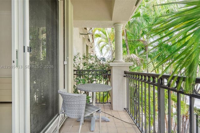 1382 Harbor Vw W 0, Hollywood, FL 33019