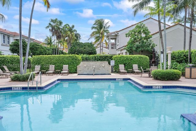 1382 Harbor Vw W 0, Hollywood, FL 33019