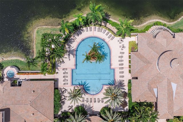 1382 Harbor Vw W 0, Hollywood, FL 33019