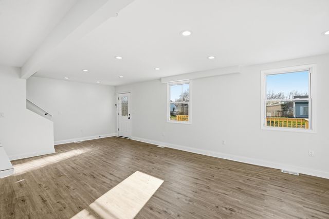 1039 Lane Street, Gary, IN 46404