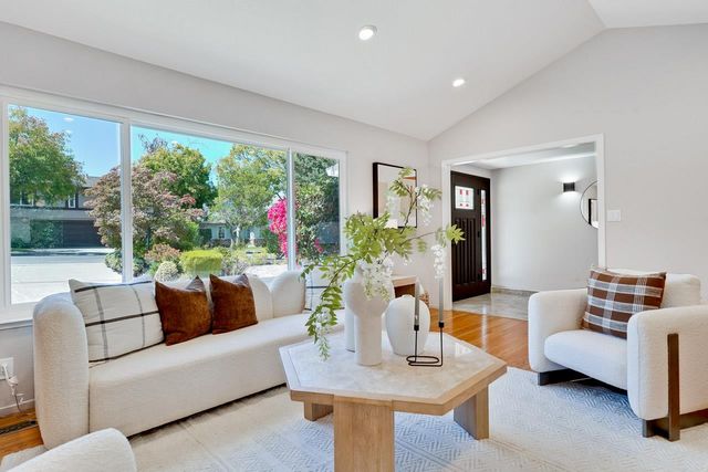 10936 Linda Vista Drive, Cupertino, CA 95014