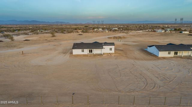 2103 S Hasayampa Road, Tonopah, AZ 85354