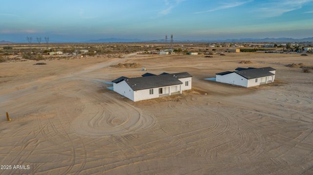 2103 S Hasayampa Road, Tonopah, AZ 85354