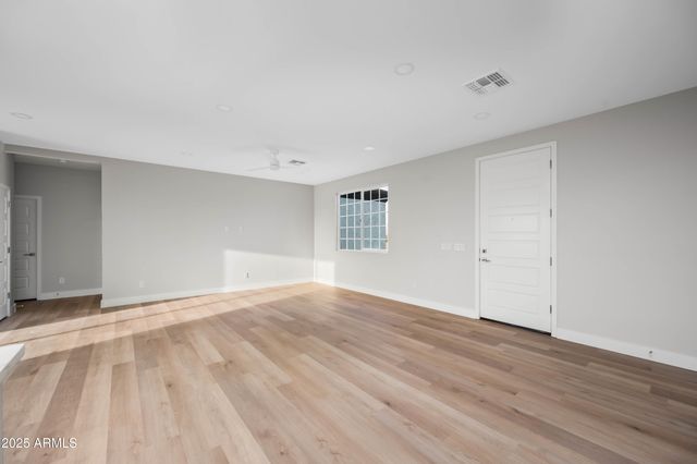 2103 S Hasayampa Road, Tonopah, AZ 85354