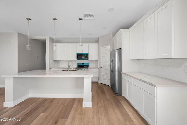 2103 S Hasayampa Road, Tonopah, AZ 85354