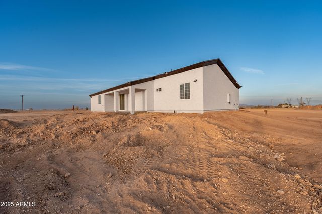 2103 S Hasayampa Road, Tonopah, AZ 85354