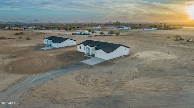 2103 S Hasayampa Road, Tonopah, AZ 85354