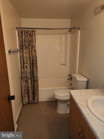 1422 BRADLEY DRIVE, Carlisle, PA 17013