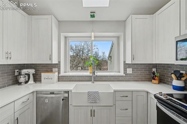 475 Brandywine Drive, Colorado Springs, CO 80906