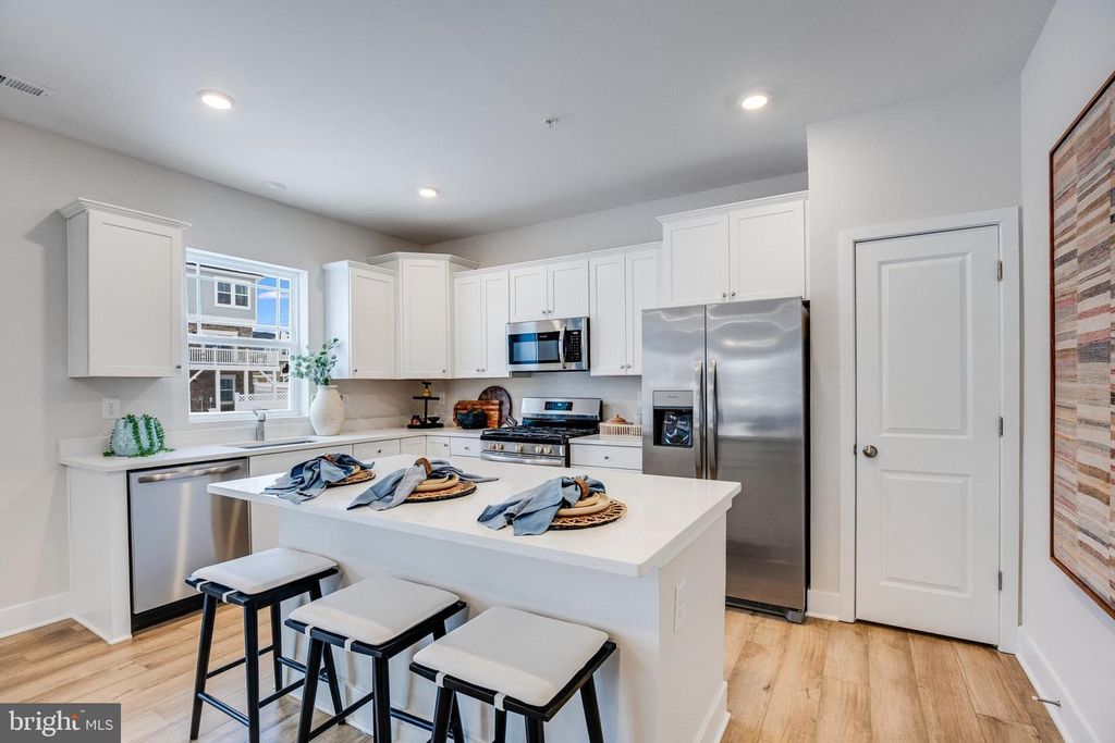 1467 LAKE GEORGE LN, Trappe, MD 21673